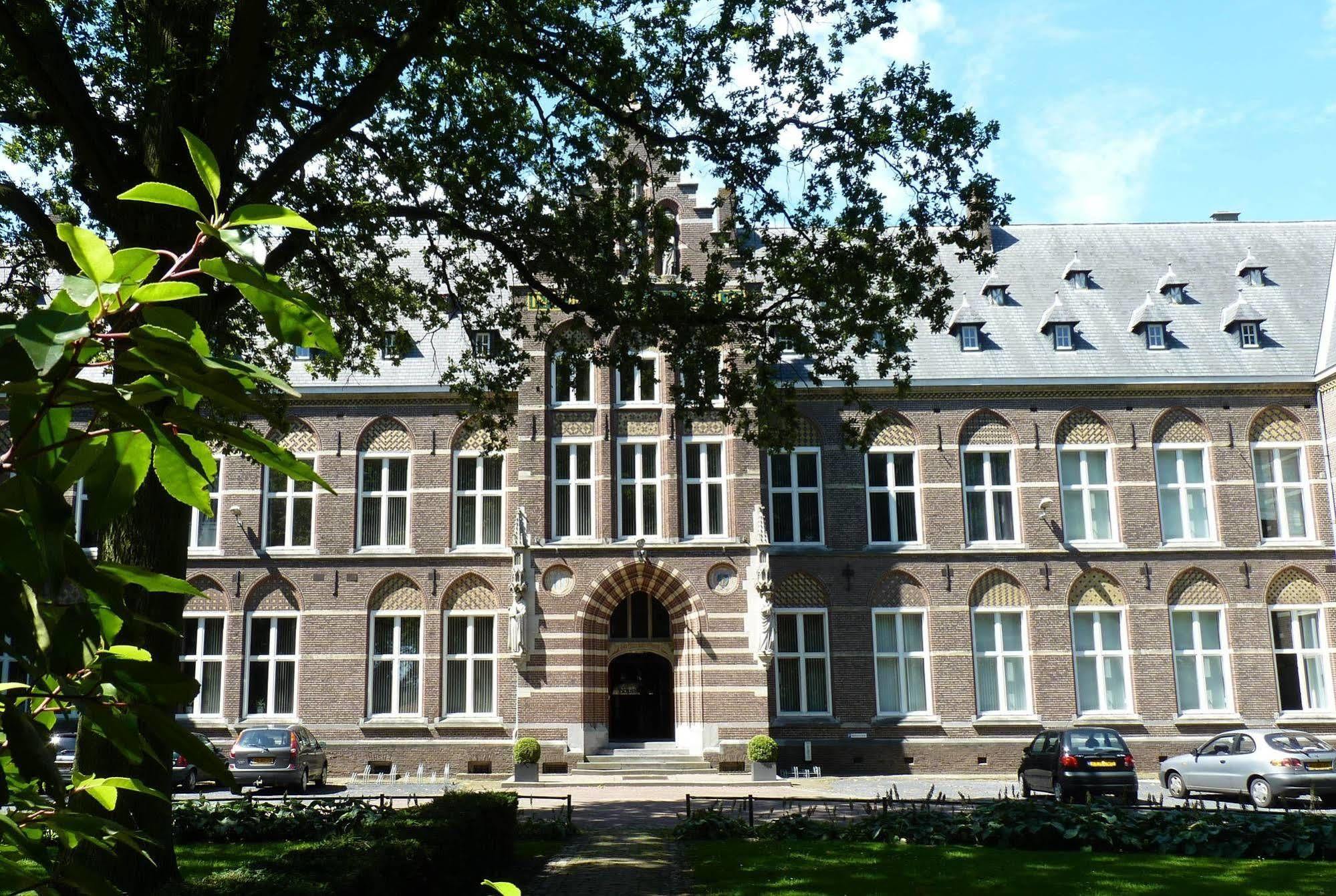 Bovendonk Business- & Eventlocatie Hoeven Exterior foto